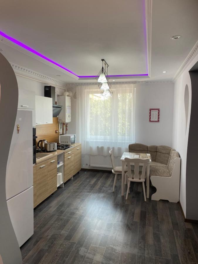 Luxury Apartment Сату-Маре Экстерьер фото